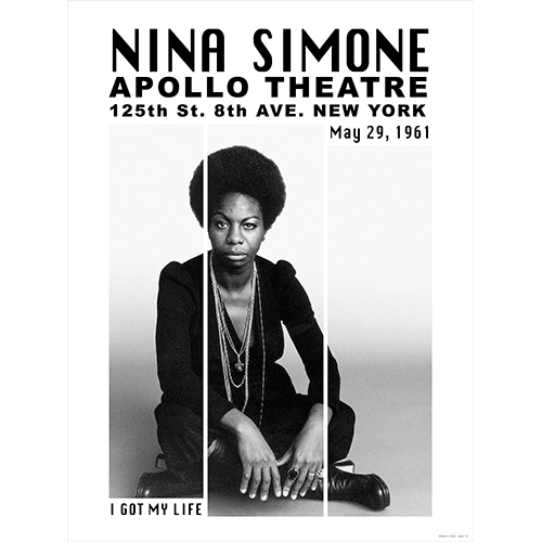 Nina Simone sentada en el suelo